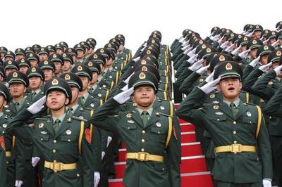 走進(jìn)陸軍裝甲兵學(xué)院 鍛造鋼鐵雄師的專業(yè)熔爐